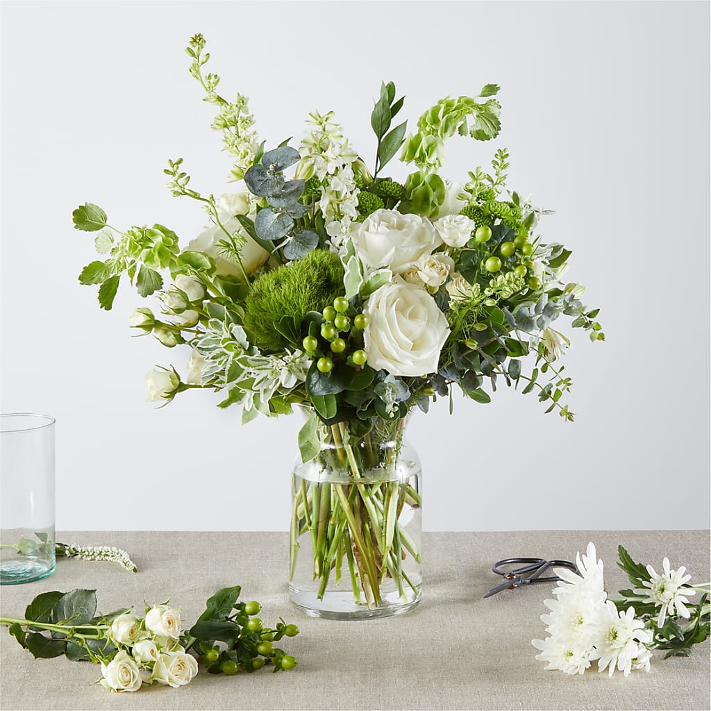 Irish Garden - A Florist Original – Blooms By Vickrey, Camp Hill PA