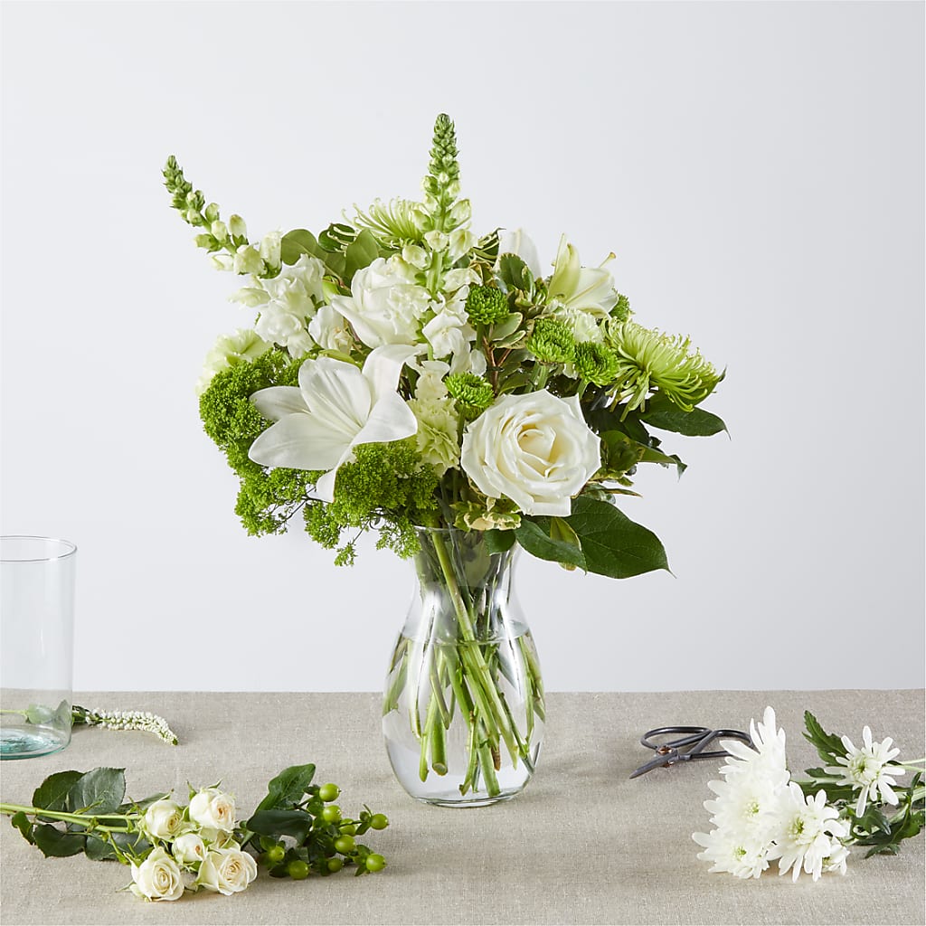 Irish Garden - A Florist Original – Blooms By Vickrey, Camp Hill PA
