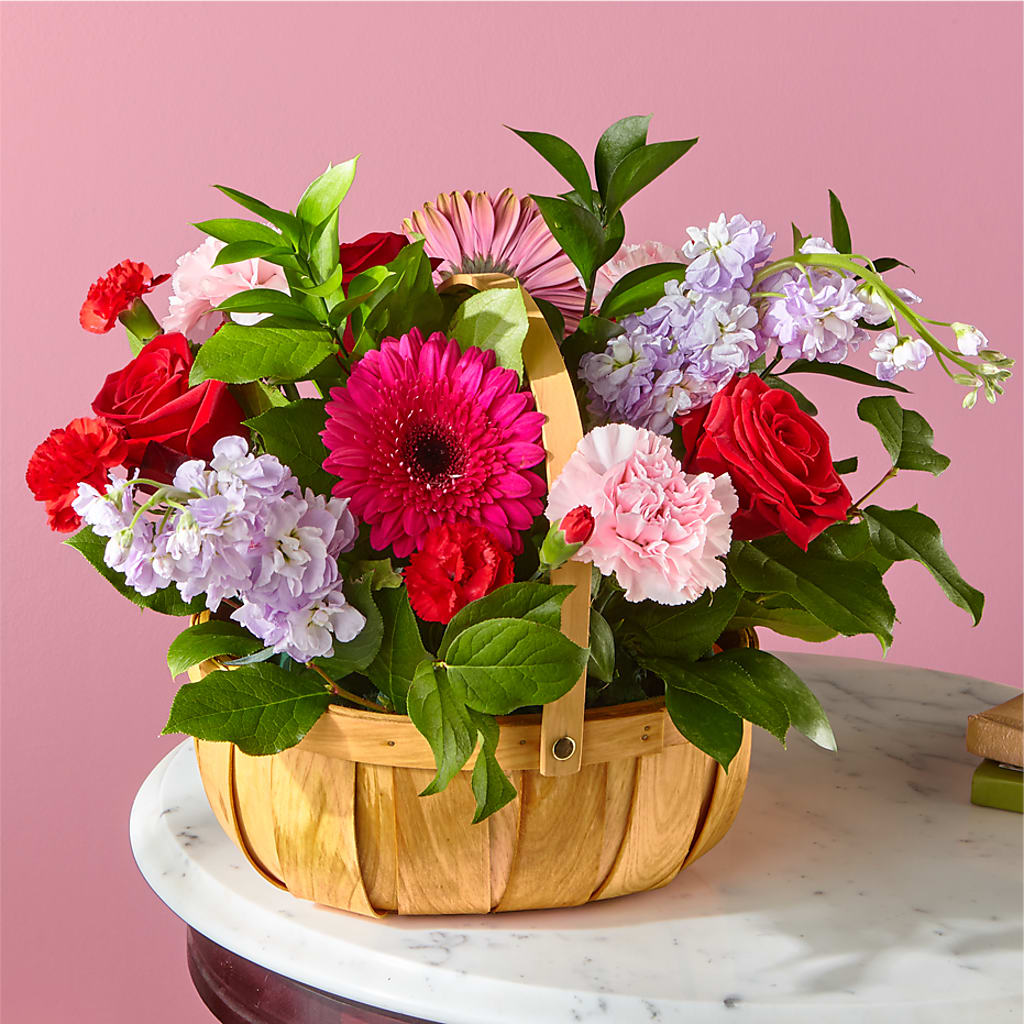 Pink Picnic Basket – Blooms By Vickrey, Camp Hill PA