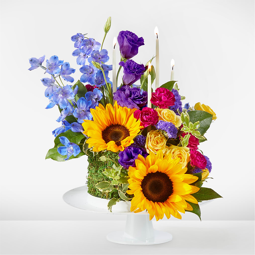 Star of the Day Floral Cake – Blooms By Vickrey, Camp Hill PA