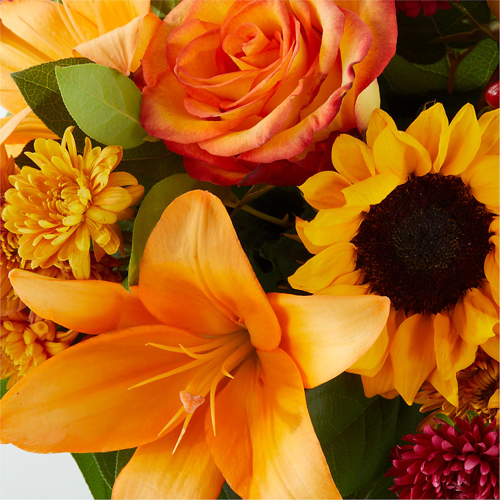 Grateful Centerpiece –  Blooms By Vickrey, Camp Hill PA
