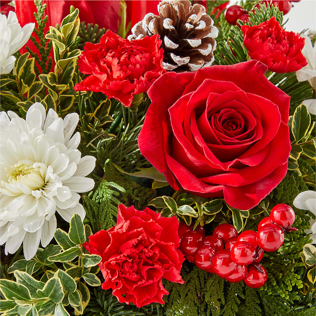 Holiday Soiree Centerpiece –  Blooms By Vickrey, Camp Hill PA