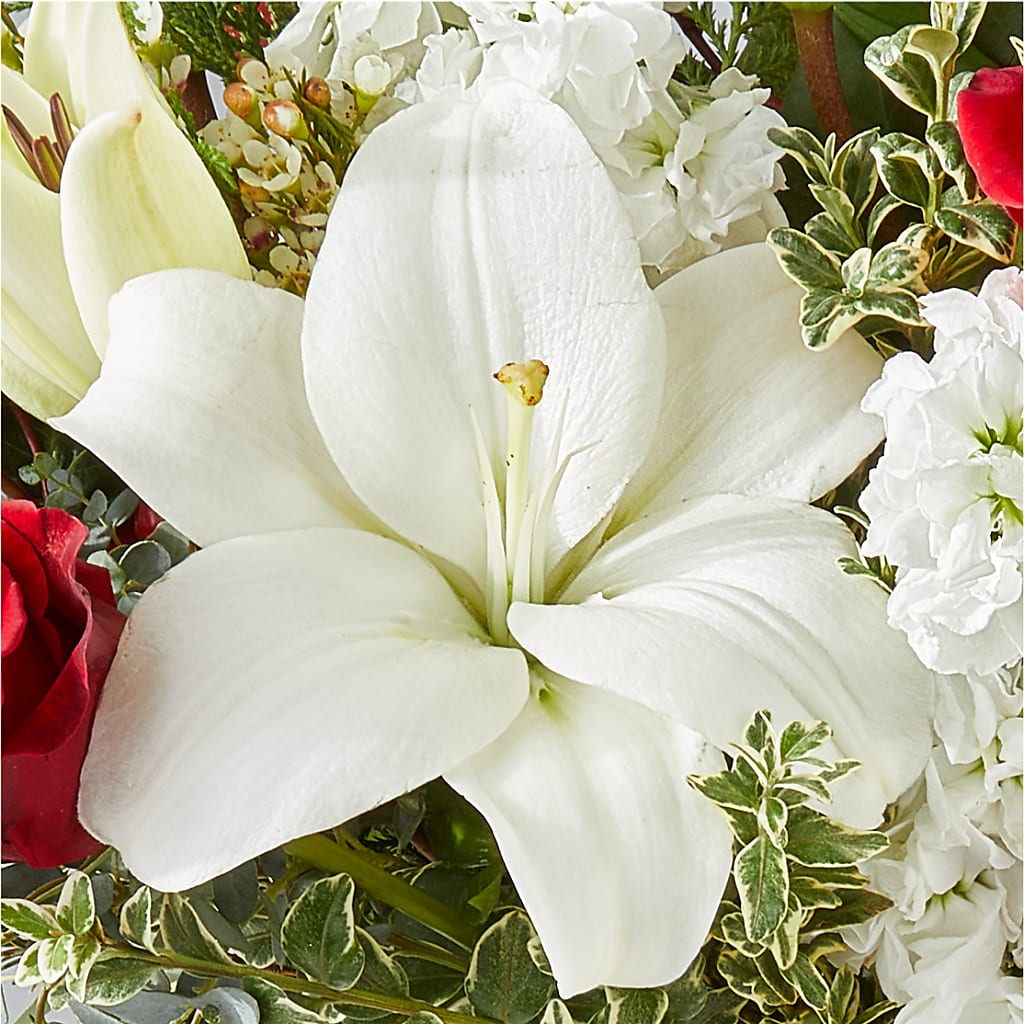 Twinkle Lights Bouquet –  Blooms By Vickrey, Camp Hill PA